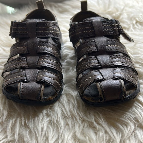 Carters, brown, gladiator, open sandal leather? - Picture 3 of 8